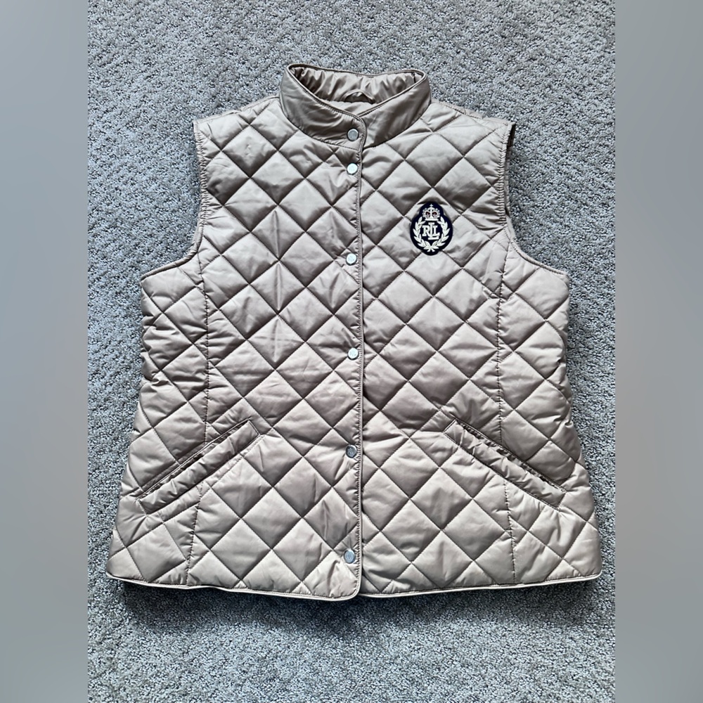 LAUREN RALPH LAUREN Women's Crested Quilted Vest Solid Birch Tan Gold - Size L - Picture 2 of 11